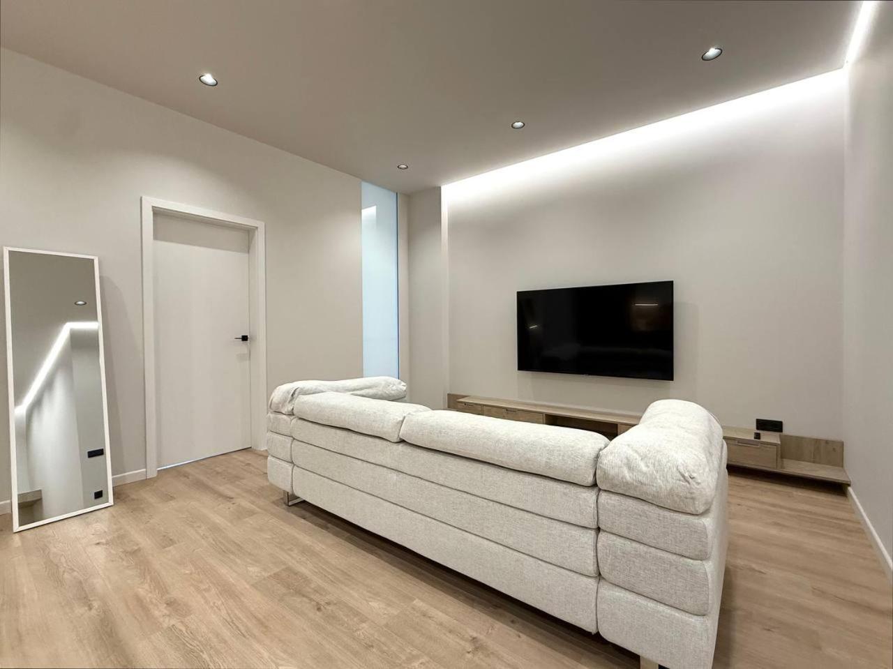 Sea Symphony Luxury Apartments Odesa Exterior photo